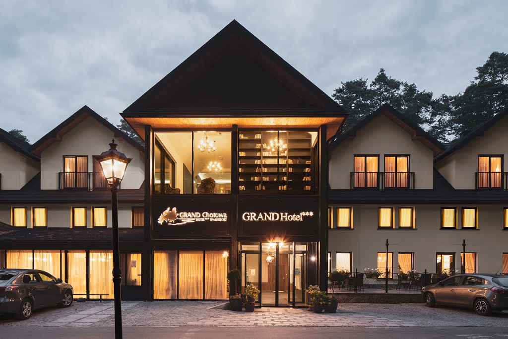 GRAND CHOTOWA <br> HOTEL***SPA & RESORT